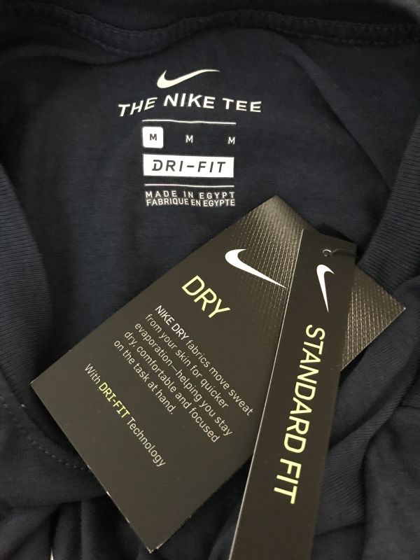 Men's Navy Nike T-shirt - M