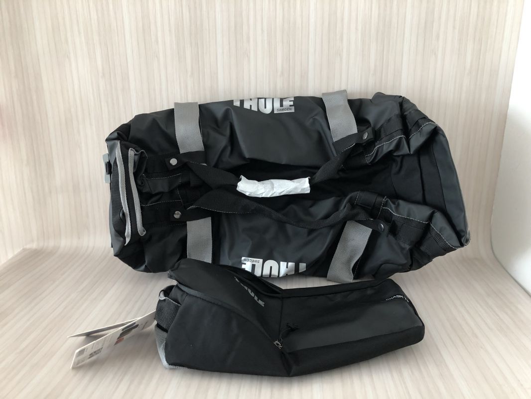 Thule Chasm Black 70L Duffle Bag