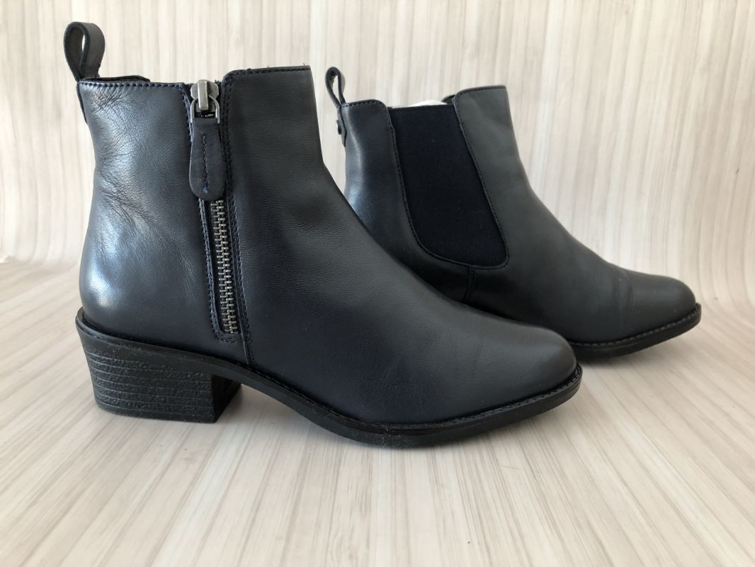 Van Dal Navy Leather Ankle Boots