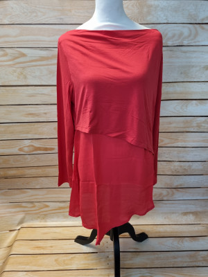 Long sleeved red top