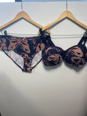 Navy pattern bikini