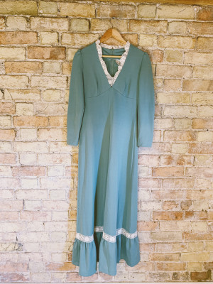 Vintage 1970s prairie dress Size 8/10
