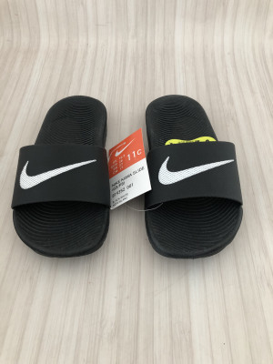 Nike Black Kawa Sliders