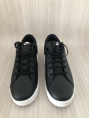 Nike Black/White Leather Trainers