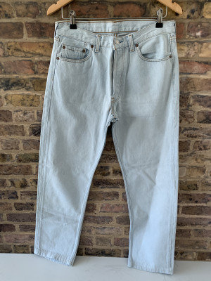 Vintage Levis High Waisted Washed Light Blue MOM Jeans