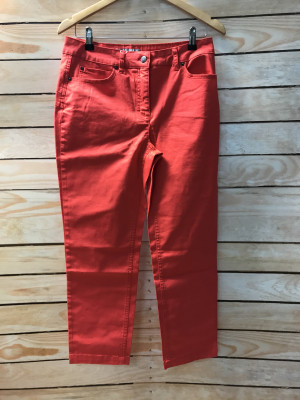 Scarlet trousers