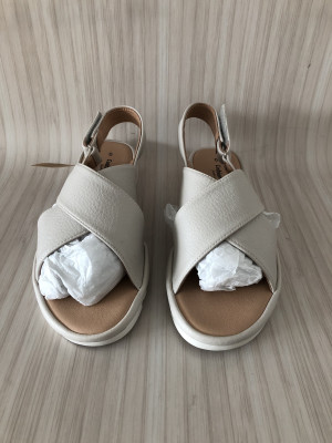 Cushion-walk Beige Crossover Sandals Extra Wide EEE Fit