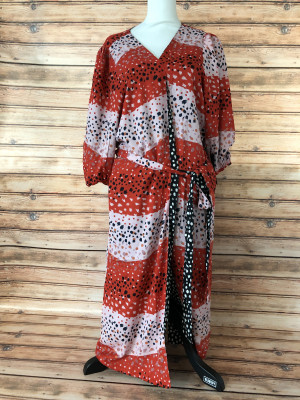 Love Mark Heyes Red Reversible Ways To Wear Printed Kimono